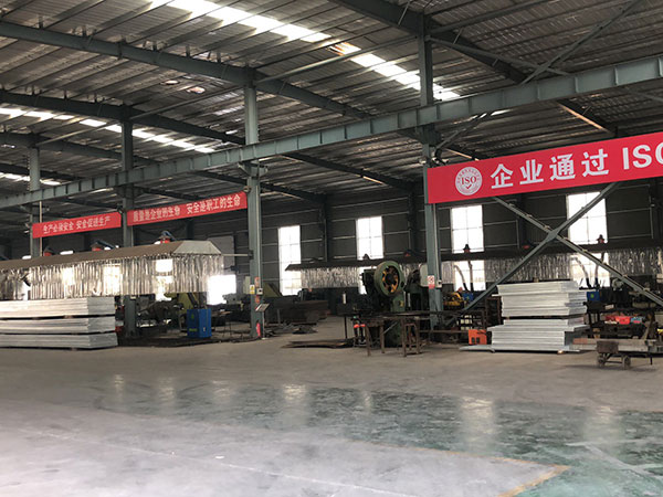 鋼板網(wǎng)-車間